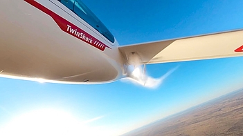 The Namibian DREAM of Gliding by Stefan Langer